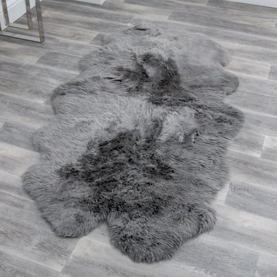 Ladson Quad Sheepskin Rug In Grey